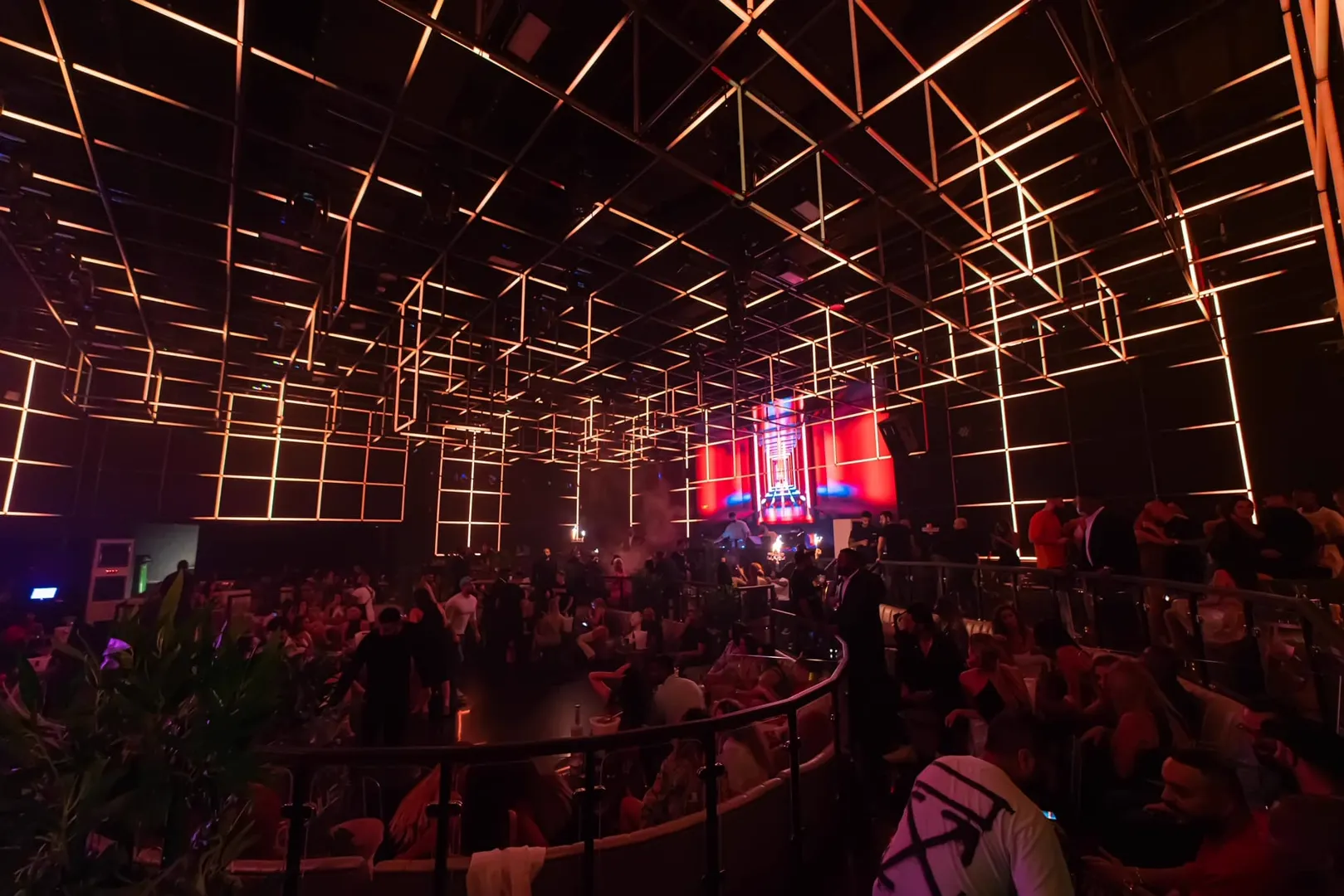 The Avenue Club